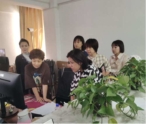 下基层主动服务  统数据求真务实