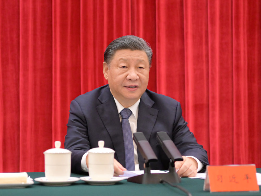 转发  中共中央举行纪念毛泽东同志诞辰130周年座谈会 习近平发表重要讲话 